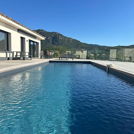 Luxury With Sea And Mountain View In Porto Vecchio *