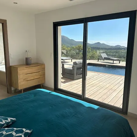 Vila Luxury With Sea And Mountain View In Porto Vecchio Zonza